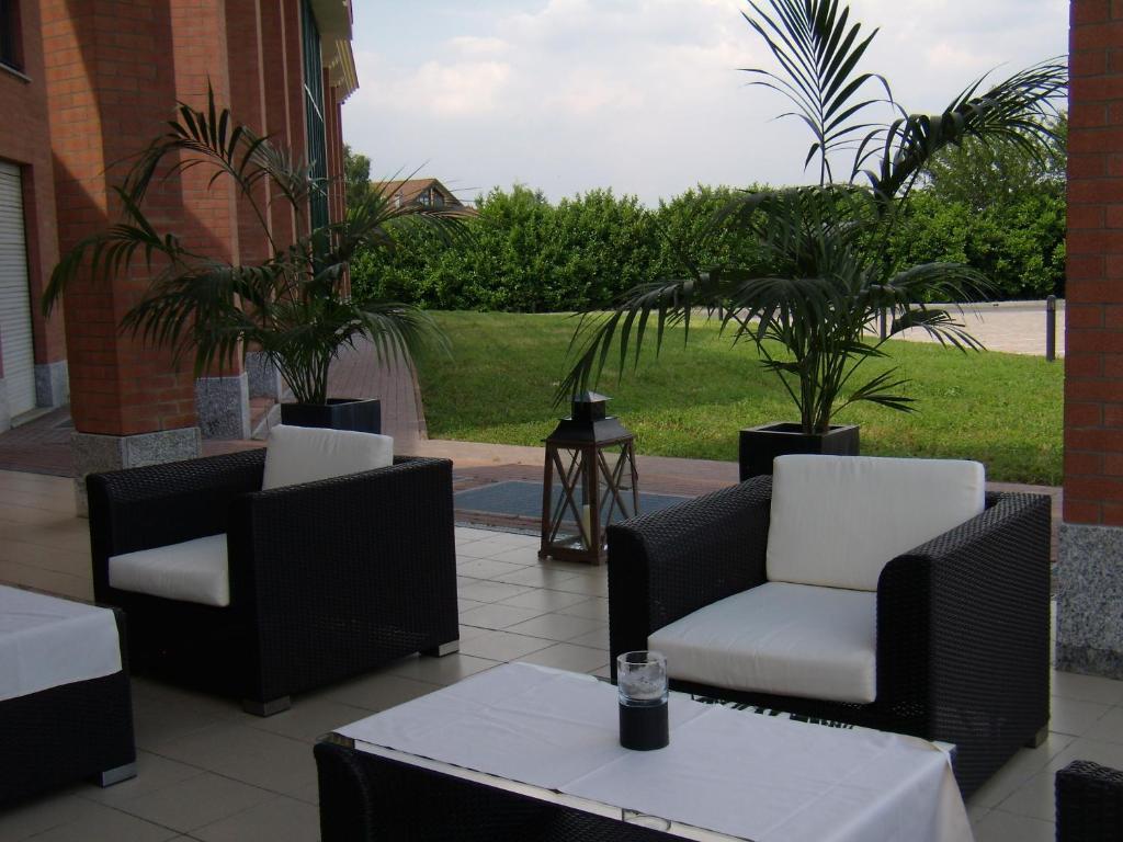 Hotel Parlapa Alpignano ภายนอก รูปภาพ