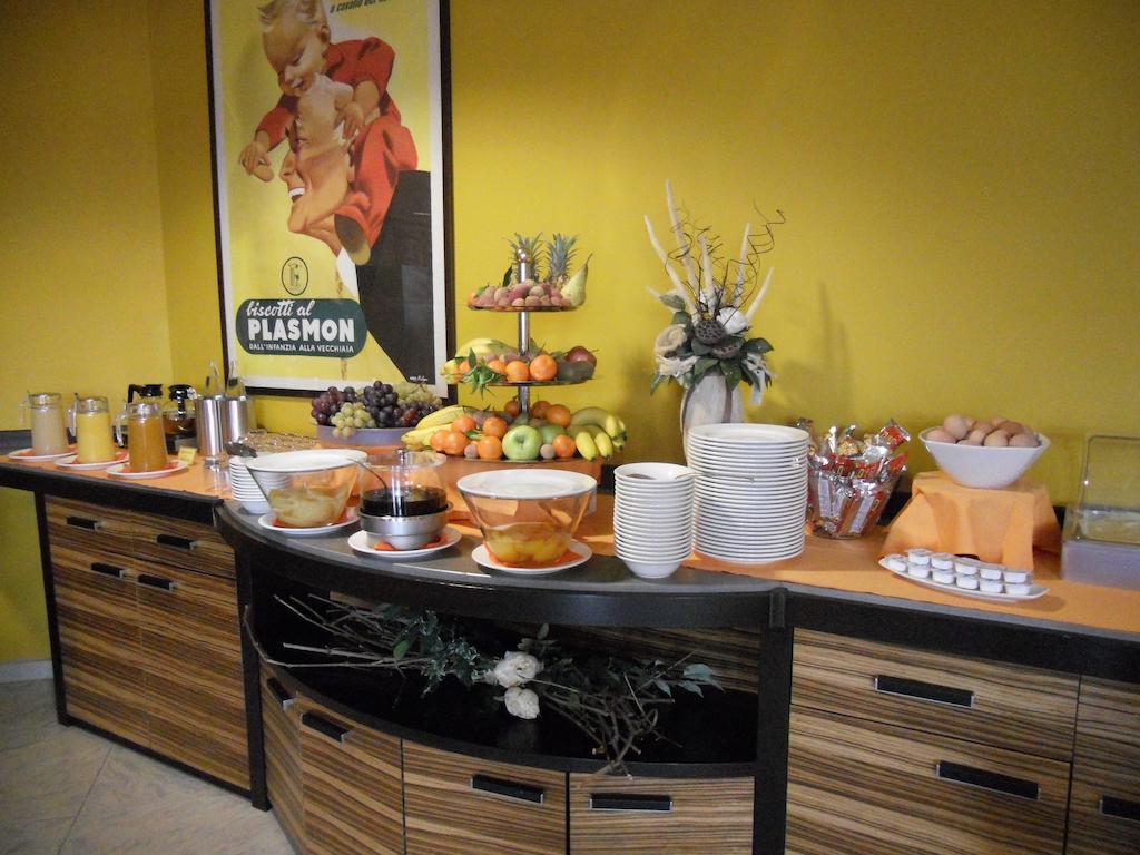 Hotel Parlapa Alpignano ภายนอก รูปภาพ