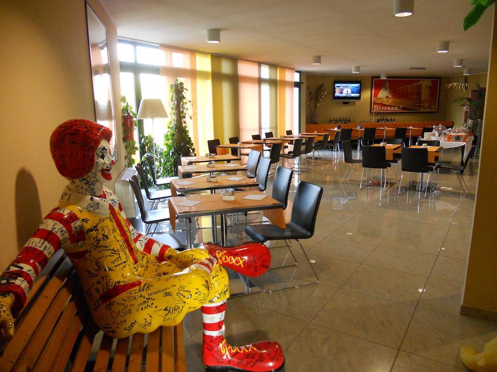 Hotel Parlapa Alpignano ภายนอก รูปภาพ